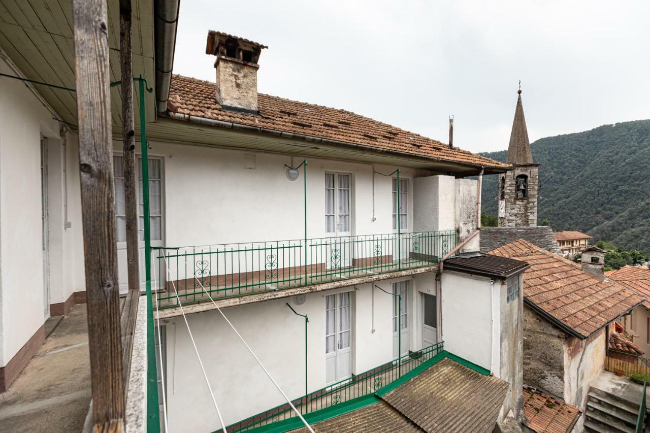 Ostello Di Germagno Omegna Exterior photo